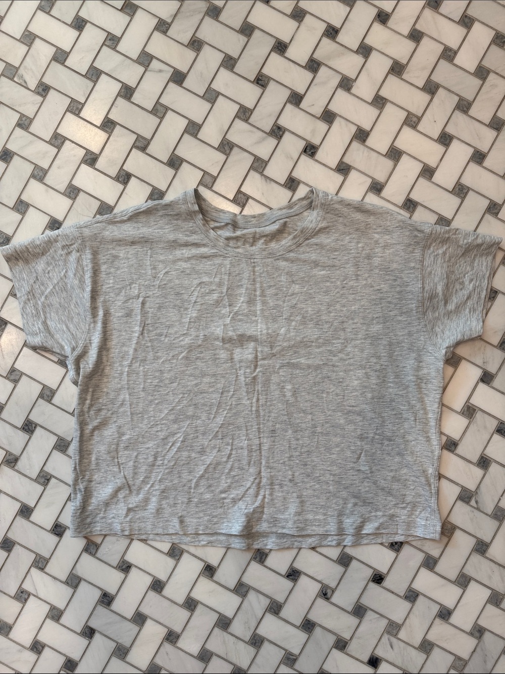 lululemon athletica Heather Gray Cropped Crew Tee